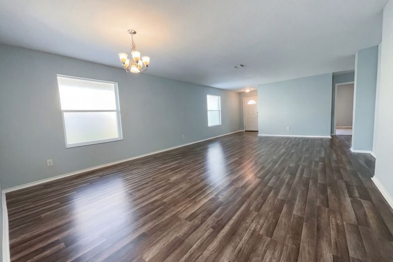Photo 3 of 16 of 20503 Liatris Ln, San Antonio, TX
