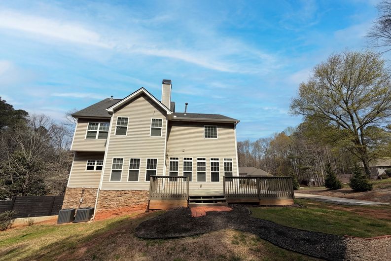 Photo 5 of 34 of 28 Meadows Ct, Dawsonville, GA