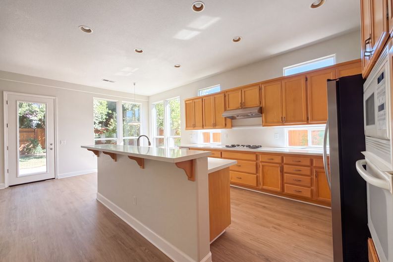 Photo 9 of 45 of 1418 Yukon St, Davis, CA