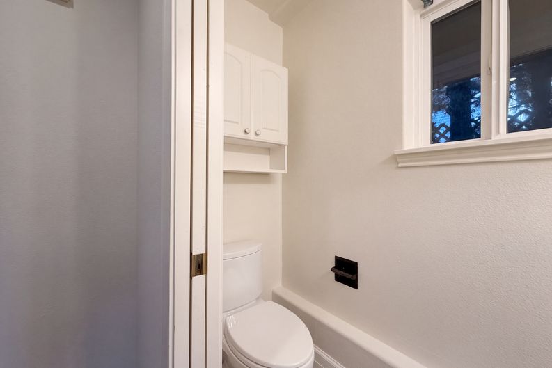 Photo 19 of 41 of 8932 SW 149th Pl, Beaverton, OR