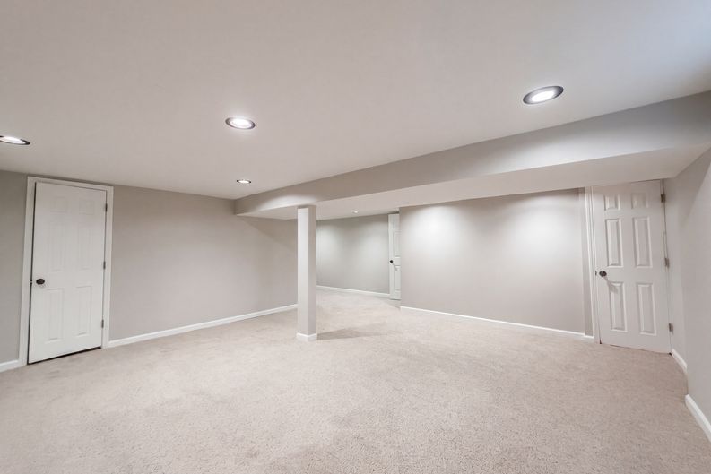 Photo 16 of 21 of 3809 S Drumm Ave, Independence, MO