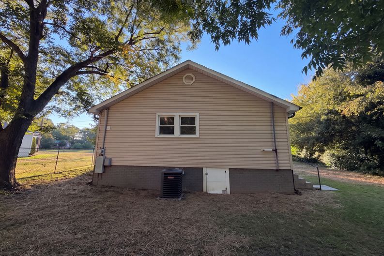 Photo 5 of 20 of 308 Spring Garden Ave, Kannapolis, NC