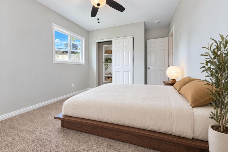 Photo 13 of 15 of 5653 N Viceroy Ave, Azusa, CA