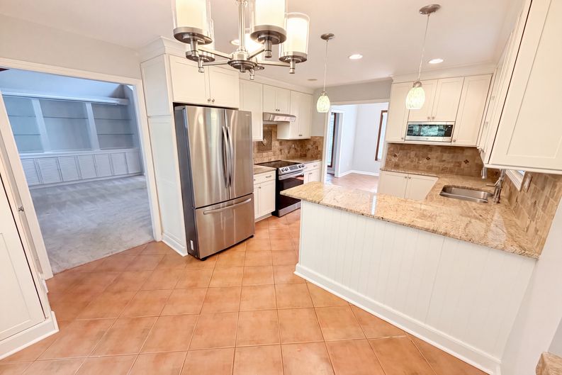 Photo 3 of 33 of 3409 Woodrun Trl, Marietta, GA