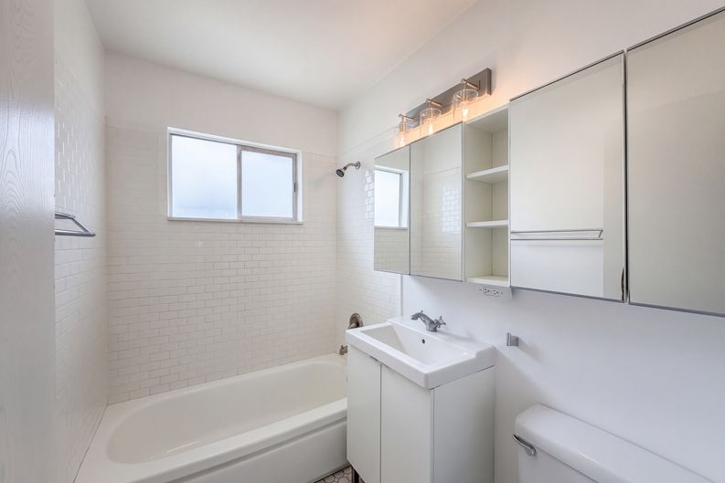 Photo 11 of 20 of 12903 Wingo St, Pacoima, CA
