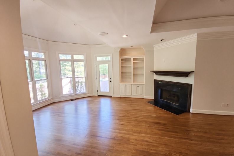 Photo 13 of 45 of 5064 Greystone Way, Hoover, AL