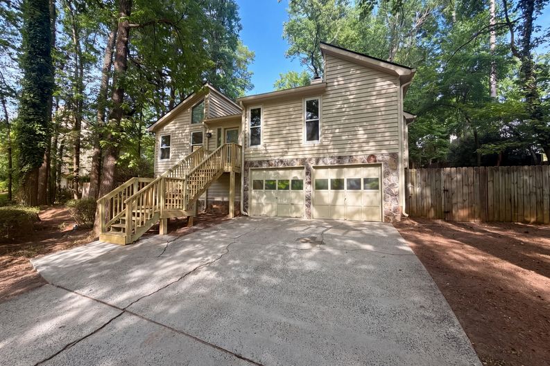 Photo 20 of 24 of 3143 Chase Ct SW, Marietta, GA