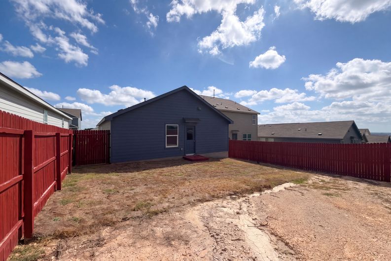 Photo 7 of 22 of 241 Payton Pl, Cibolo, TX