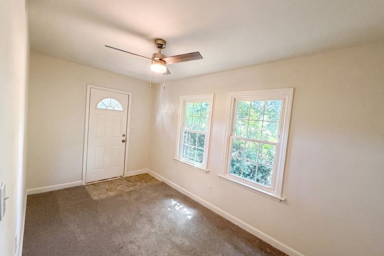 Photo 8 of 20 of 1125 Old Spartanburg Hwy, Lyman, SC