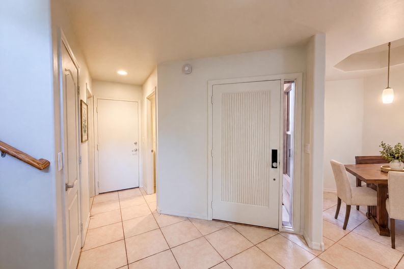 Photo 10 of 33 of 4202 N 21st St, Phoenix, AZ