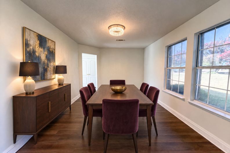 Photo 6 of 21 of 3940 Victory Ct, Midlothian, TX