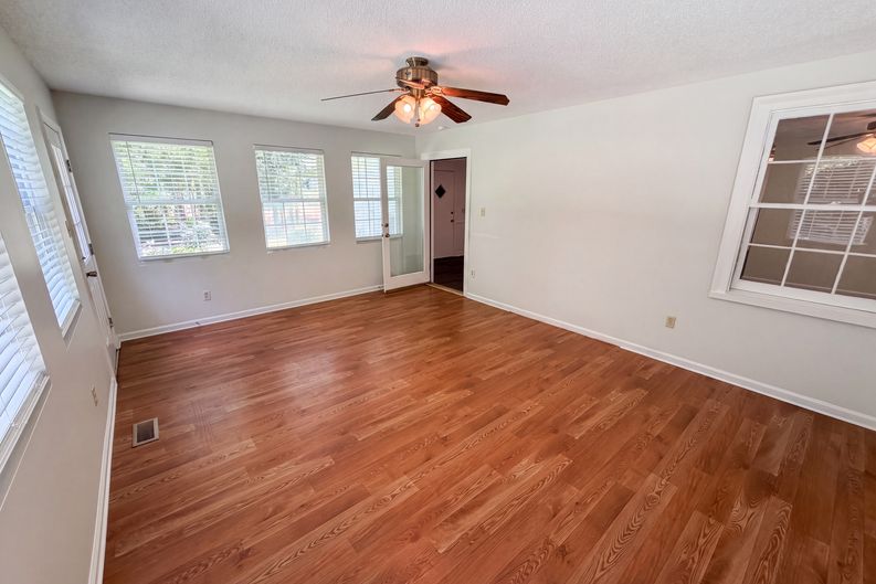 Photo 19 of 23 of 5100 Robinwood Dr, Charlotte, NC