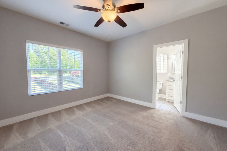 Photo 4 of 19 of 227A Hillcrest Dr, Madison, TN