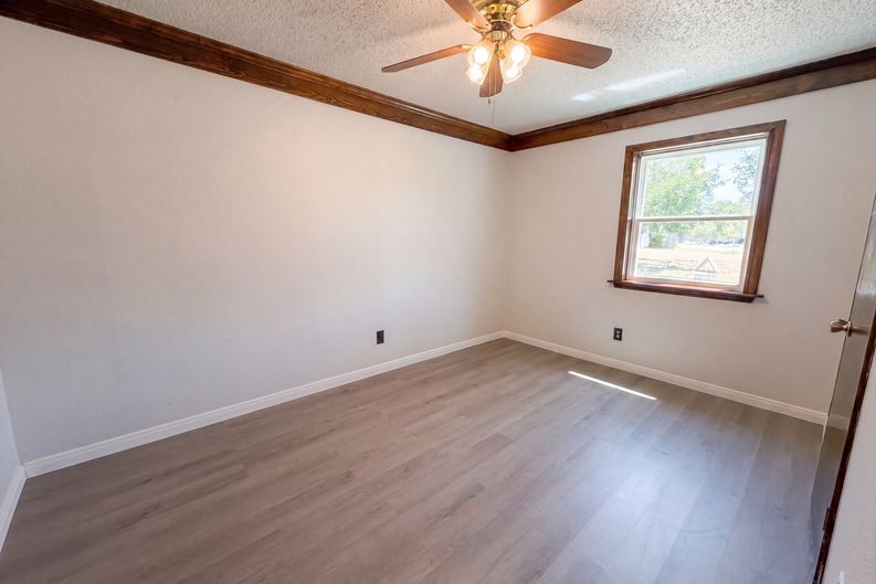 Photo 14 of 18 of 4017 Ambassador Way, Balch Springs, TX