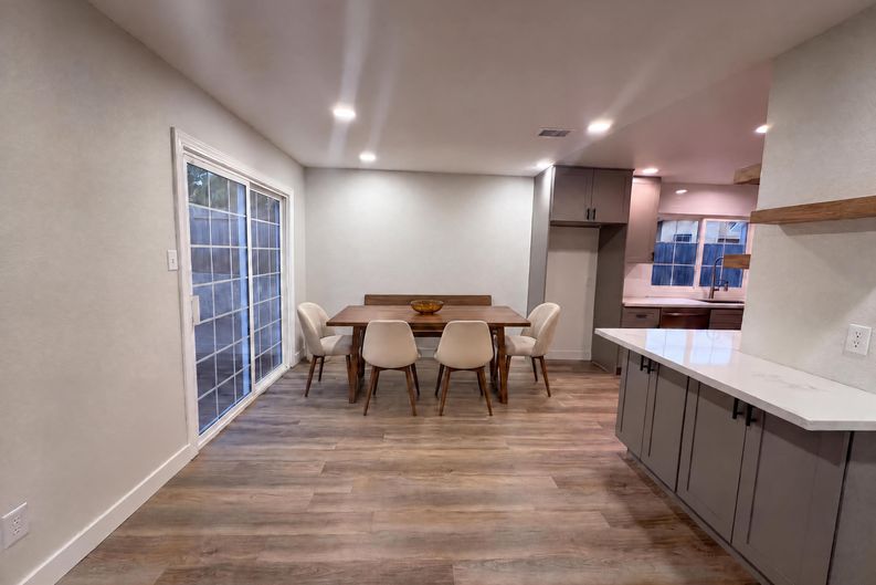 Photo 6 of 31 of 8092 Alma Mesa Way, Citrus Heights, CA