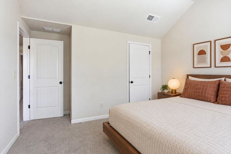 Photo 17 of 44 of 157 Ashbury Cir, Dallas, GA