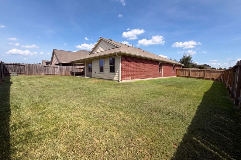 Photo 5 of 17 of 3603 Indigo Forest St, Spring, TX