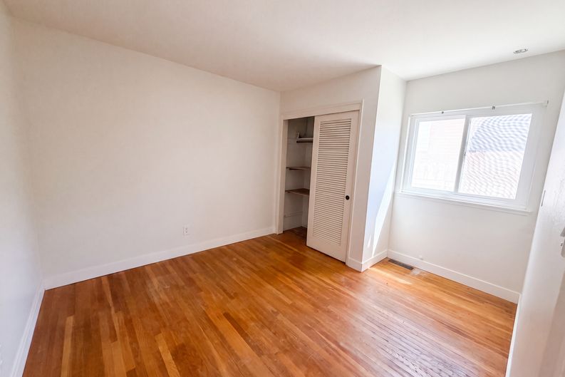 Photo 6 of 27 of 9630 Beachwood Dr, Orangevale, CA