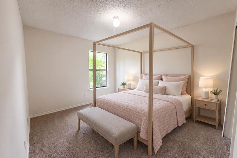 Photo 11 of 23 of 8048 Kilwinning Ln, Jacksonville, FL