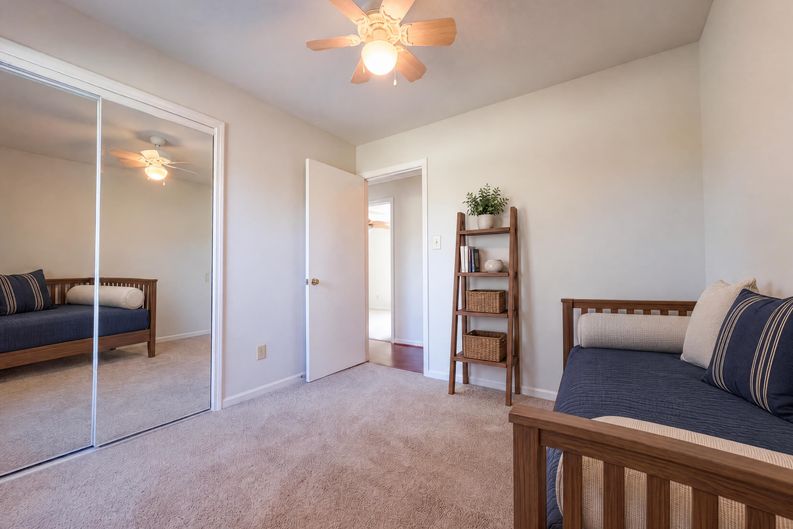 Photo 11 of 16 of 3311 Woodmere Ct, Hope Mills, NC