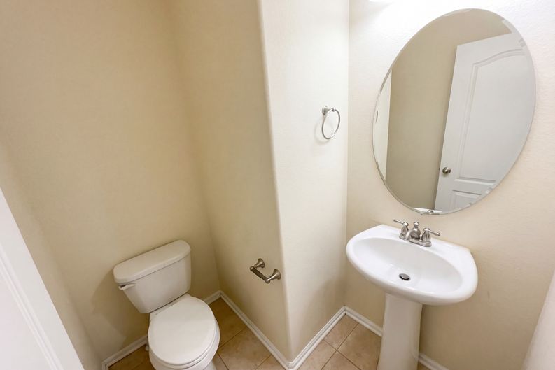 Photo 10 of 29 of 6334 N Ensenada Ct, Aurora, CO