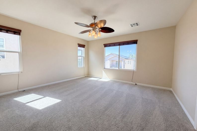 Photo 10 of 23 of 6472 Haypress Ct, Las Vegas, NV