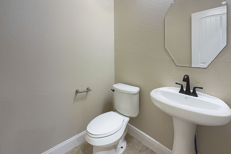 Photo 8 of 27 of 24542 N Denham Ridge Ln, Spring, TX