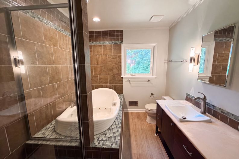 Photo 10 of 16 of 2219 Arrington St, Durham, NC