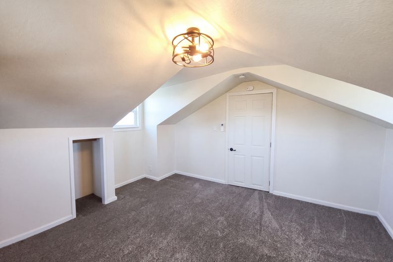 Photo 15 of 22 of 93291 Prairie Rd, Junction City, OR