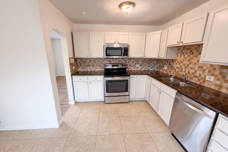Photo 9 of 27 of 3570 Newport St, Denver, CO