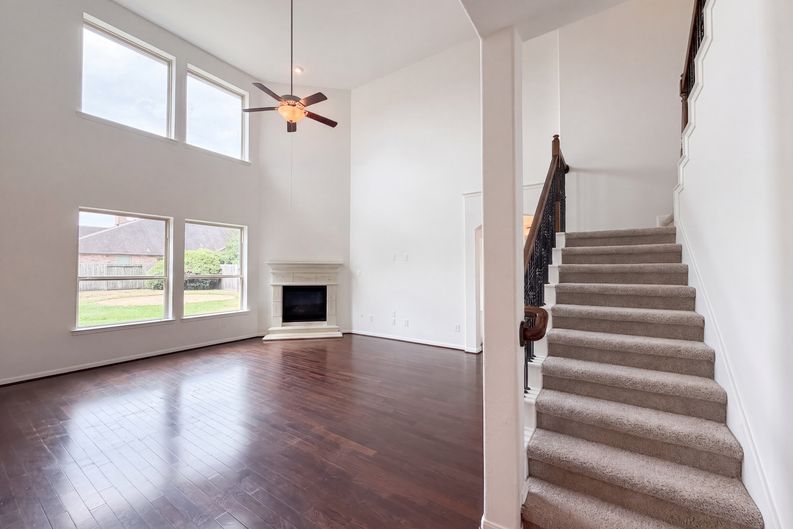 Photo 13 of 28 of 19607 Pecos Bend Ct, Cypress, TX