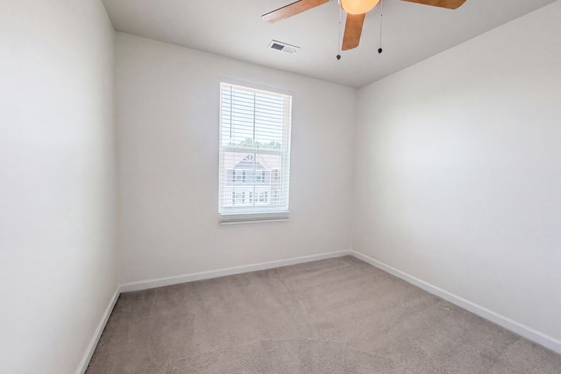 Photo 9 of 17 of 923 Taybyn Rd, Fort Mill, SC