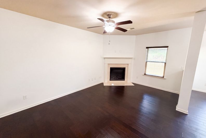 Photo 13 of 21 of 106 Southwind Cir, Newnan, GA