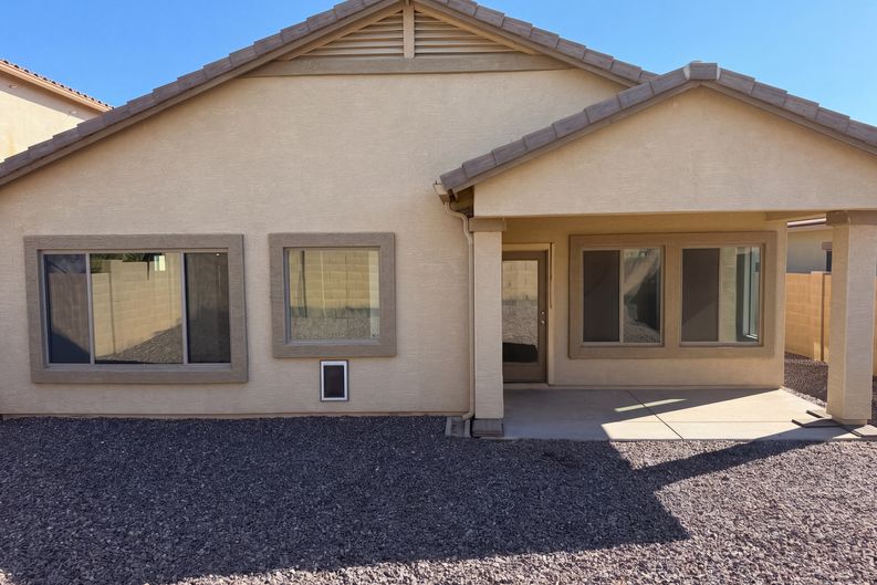 Photo 5 of 41 of 25852 W Lynne Ln, Buckeye, AZ