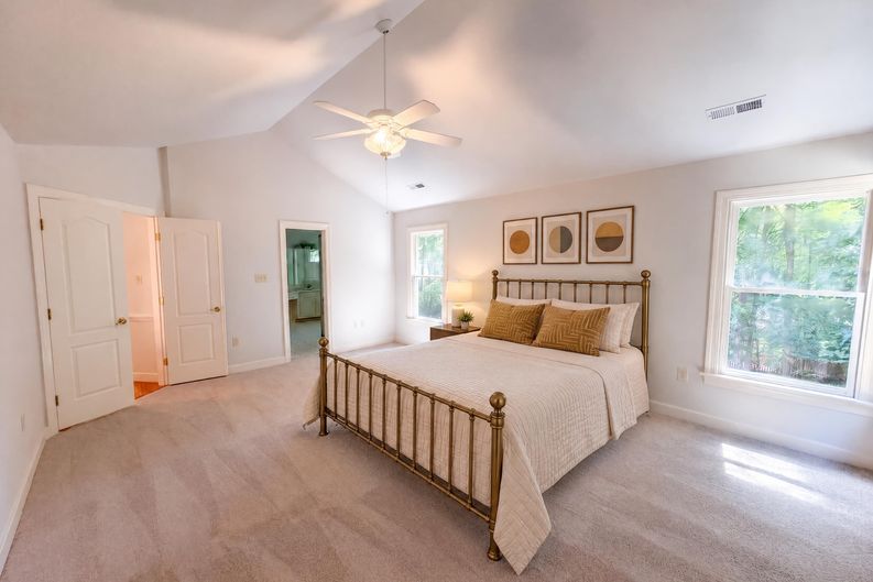 Photo 16 of 29 of 5806 Fox Briar Way, Midlothian, VA