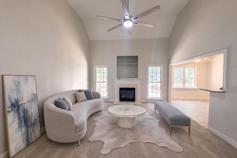 Photo 3 of 16 of 4336 N Greg Allen Way, Oxford, NC