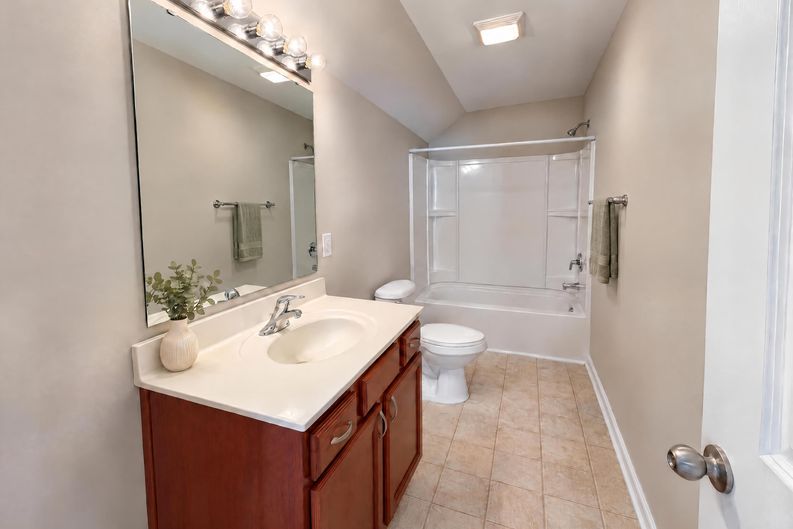 Photo 16 of 36 of 2411 Bergamot St, Fort Mill, SC