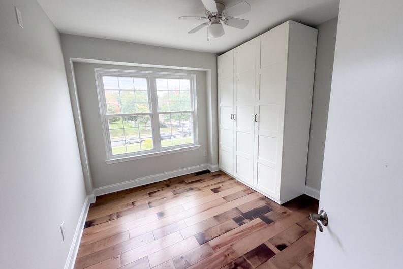 Photo 16 of 25 of 7904 Saddlehorn Ct, Manassas, VA