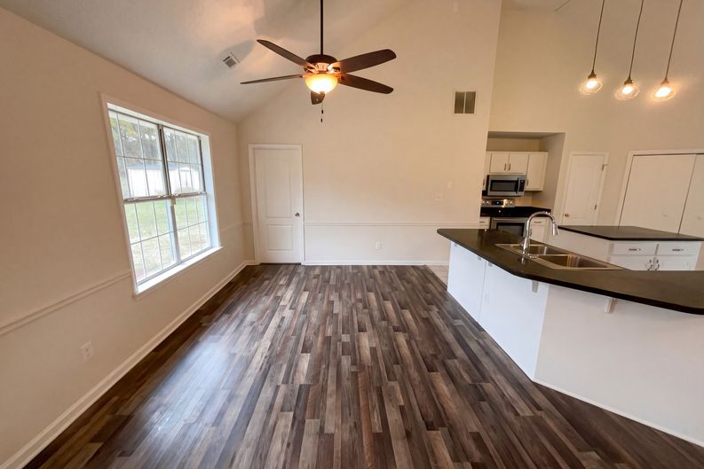 Photo 14 of 22 of 169 Manley Dr, Hampton, GA
