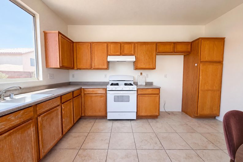 Photo 10 of 22 of 521 Quail Bird Pl, Henderson, NV