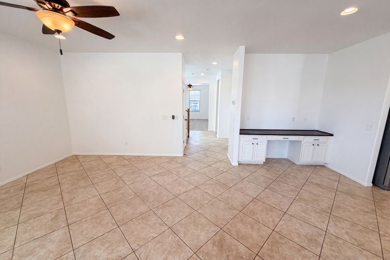 Photo 10 of 38 of 21276 W Berkeley Rd, Buckeye, AZ
