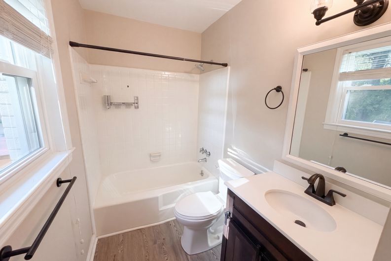 Photo 10 of 21 of 2220 Hillock Dr, Raleigh, NC