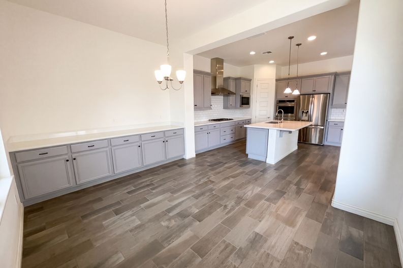 Photo 8 of 58 of 2312 E Susan Dr, Gilbert, AZ