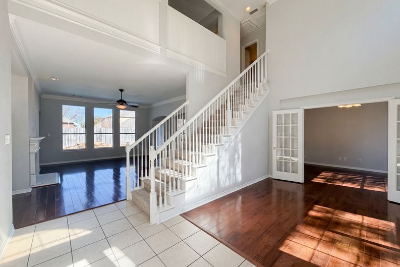 Photo 8 of 34 of 1412 Spring Ridge Ln, Flower Mound, TX