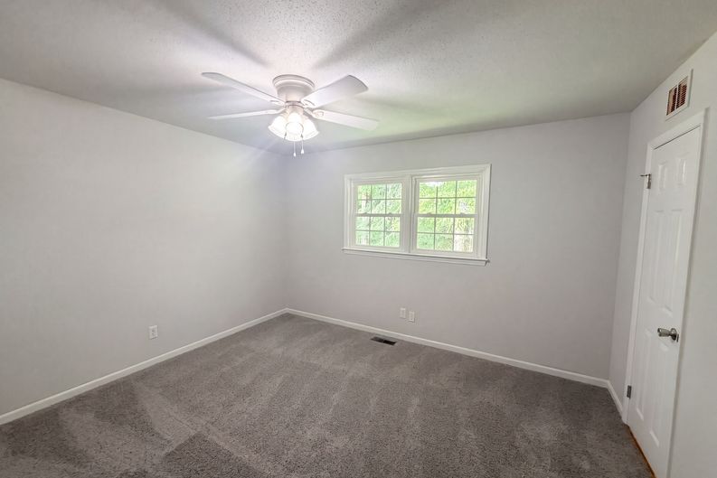 Photo 9 of 17 of 1804 Gade Bryant Rd, Moncure, NC