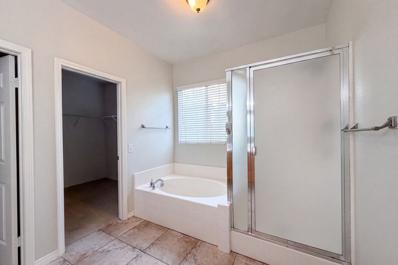 Photo 18 of 28 of 38408 Tranquila Ave, Murrieta, CA