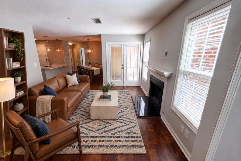 Photo 8 of 31 of 2090 River Heights Walk SE, Marietta, GA