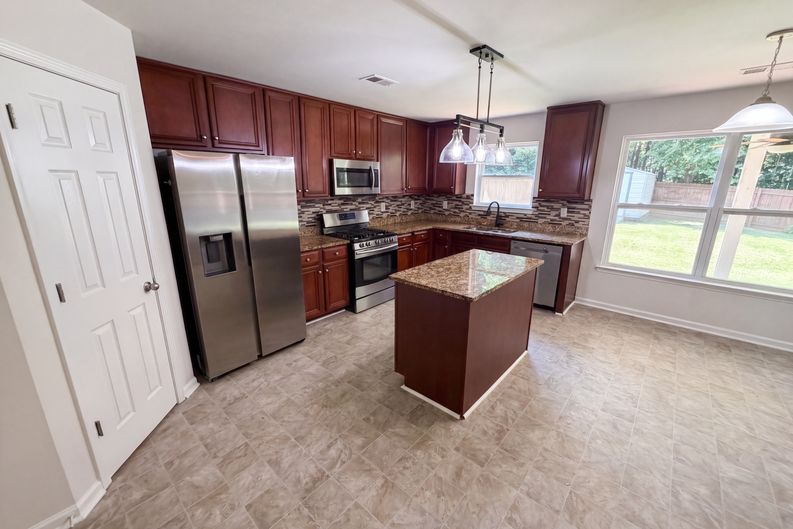 Photo 19 of 24 of 538 Walnut Way, Palmetto, GA