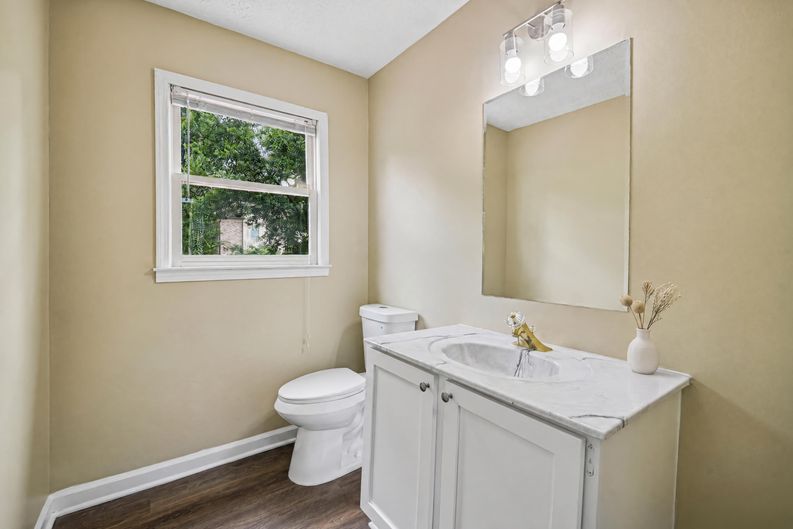Photo 17 of 34 of 2321 Murdock Rd, Marietta, GA