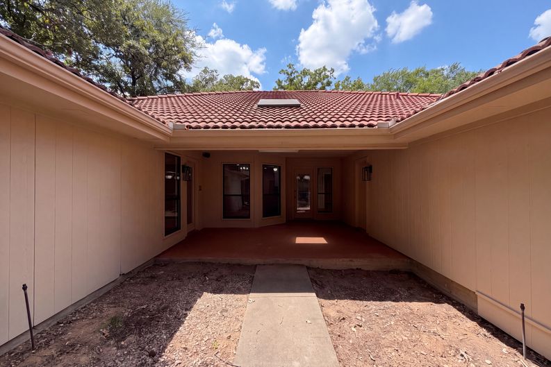 Photo 20 of 21 of 9 Muirfield Ct, Roanoke, TX